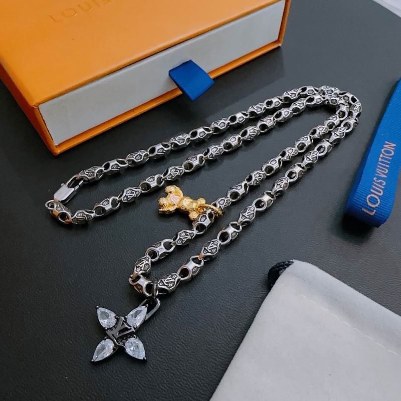 LV Necklace 03lyr244